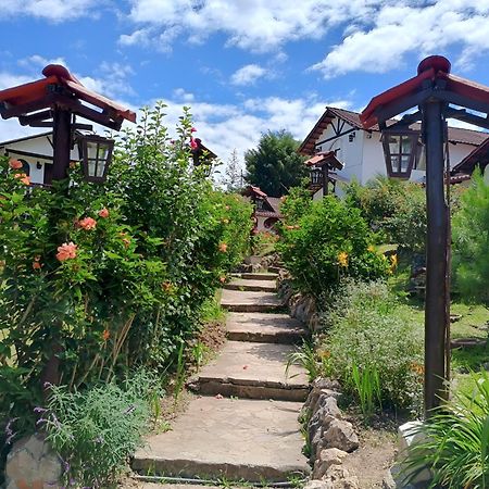 Hotel Villa De Paris Chachapoyas Exterior photo
